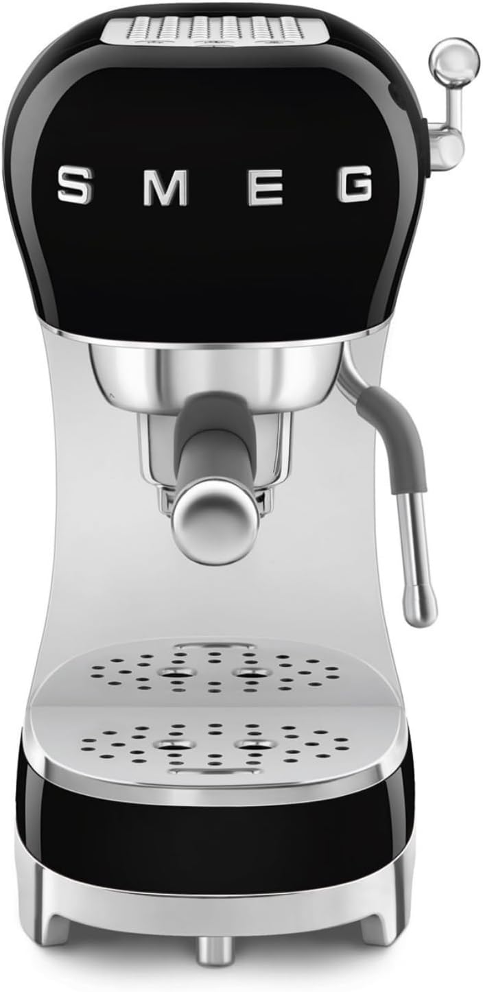 Smeg machine à café, 1 L, 1350 W, Noir, Expresso Manuelle ECF02BLEU, Système Thermoblock et Buse Vapeur, 4 Fonctions Expresso